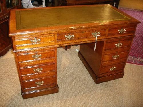 Late 19th Century Oak Desk